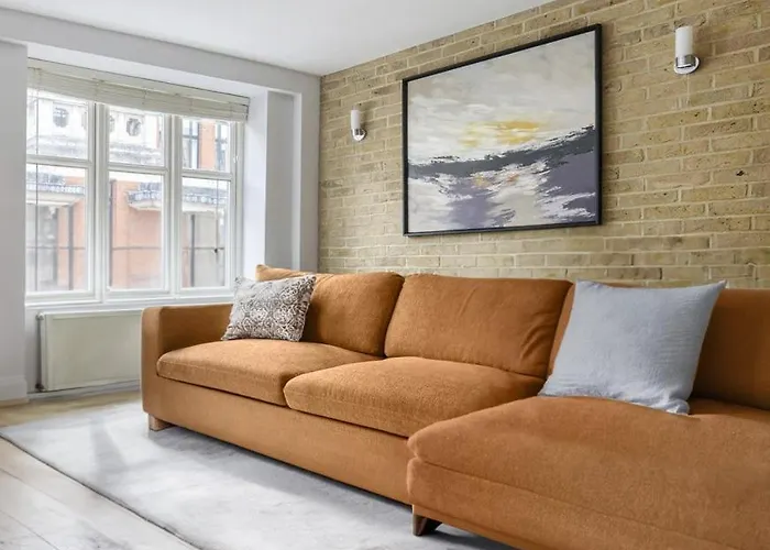 Unique 2Br Flat
